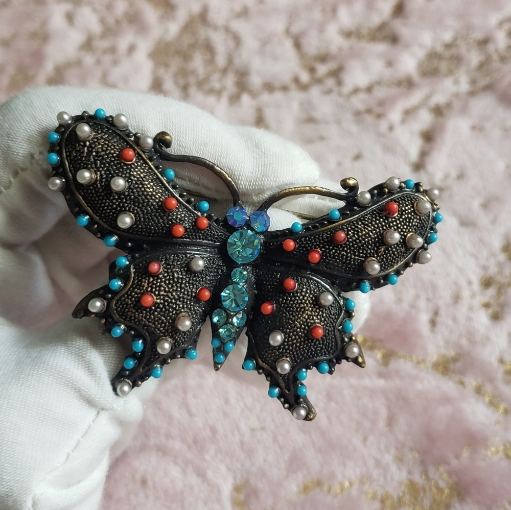 ALILANG | Butterfly Colorful Pin